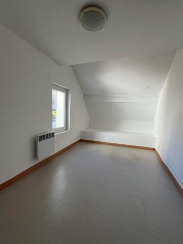 Bel appartement type F2 + Bureau d'une superficie de 61,41m² idéalement situé au centre ville de LUZARCHES