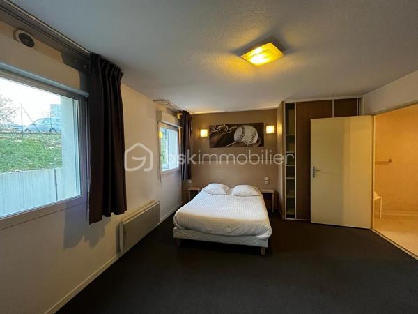 Chambre de service de 32,60 m²