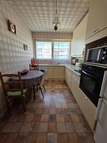 Appartement ancien à vendre à Angers dans le Maine-et-Loire (49000), ref : 49115/APPT/499   
ROSERAIE