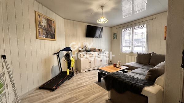 LA TREMBLADE – ENSEMBLE IMMOBILIER AVEC LOCAL COMMERCIAL ET APPARTEMENT