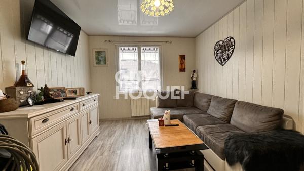 LA TREMBLADE – ENSEMBLE IMMOBILIER AVEC LOCAL COMMERCIAL ET APPARTEMENT