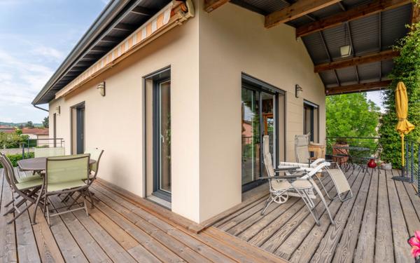 Maison à vendre    5 pièces •  Chazay-d'Azergues
