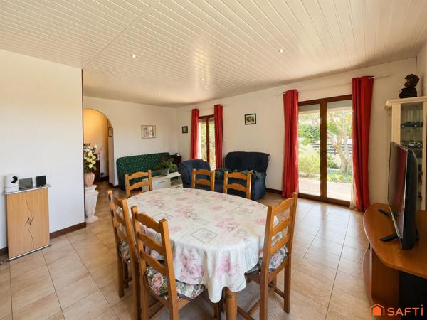 Maison T4 plain-pied, jardin, piscine, garage