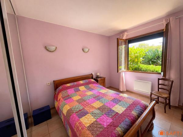 Maison T4 plain-pied, jardin, piscine, garage