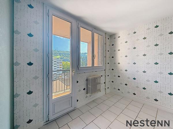 À vendre : Appartement lumineux de 3 pièces à Saint-Étienne !