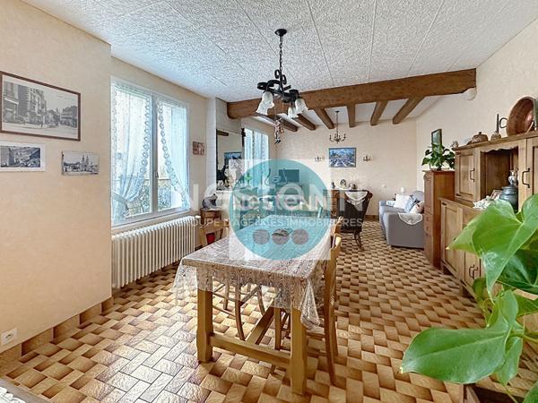 VIAGER Occupé deux tetes-Maison de ville 6 pièces à vendre à Blois - Quartier Saint Nicolas