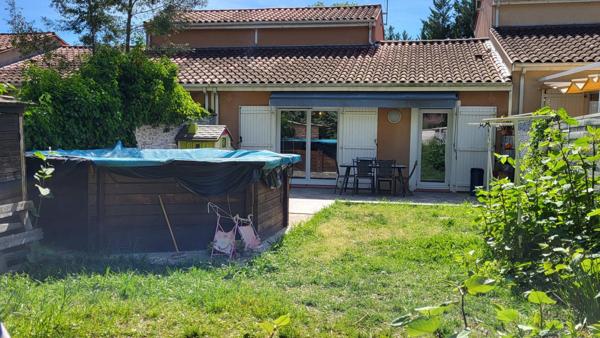 Jolie maison avec jardin et garage