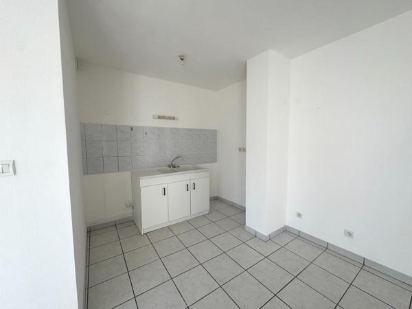 Appartement 3 pièces en rez-de-jardin à louer