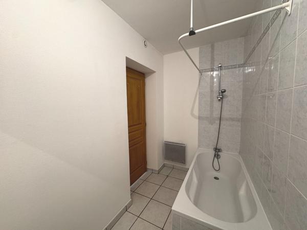 Appartement 3 pièces en rez-de-jardin à louer