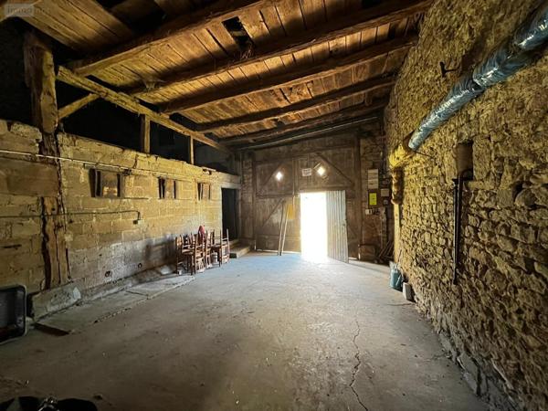 Maison rurale à vendre à Villegusien-le-Lac en Haute-Marne (52600), ref : SGML113249