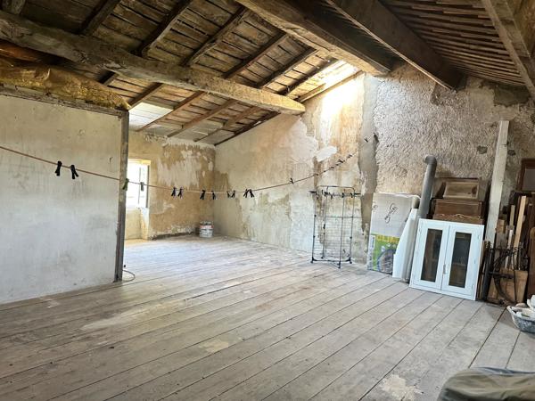 Maison coeur de ville st jean d'angély .... quel charme! Saint-Jean-d'Angély (17400)