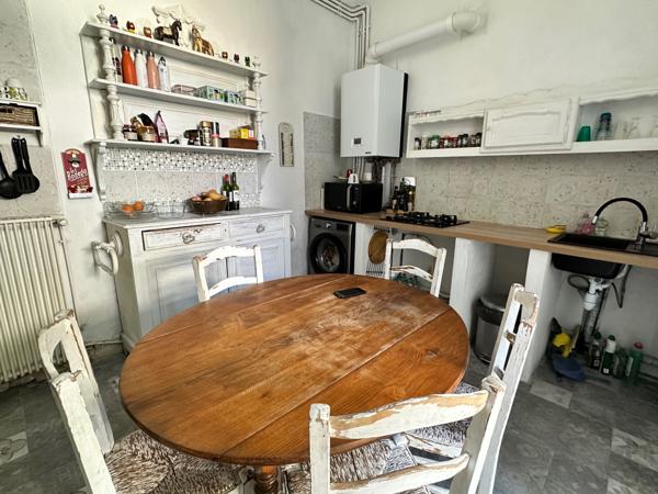 Maison coeur de ville st jean d'angély .... quel charme! Saint-Jean-d'Angély (17400)