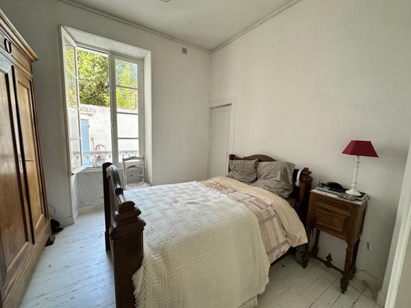 Maison coeur de ville st jean d'angély .... quel charme! Saint-Jean-d'Angély (17400)