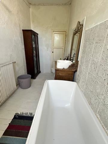 Maison coeur de ville st jean d'angély .... quel charme! Saint-Jean-d'Angély (17400)