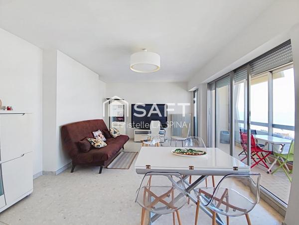 Vue mer exceptionnelle – Appartement avec accès direct à la plage et parking privatif