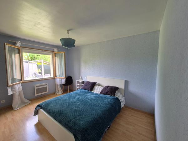 Pavillon Plain-Pied, 100 m2, 3 chambres. Prestation qualitative, terrain paysagé.