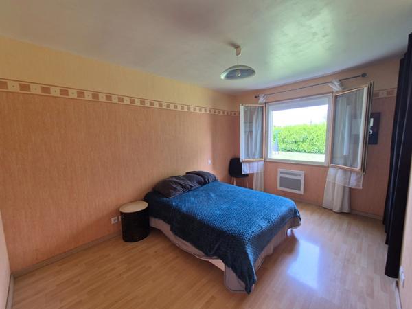 Pavillon Plain-Pied, 100 m2, 3 chambres. Prestation qualitative, terrain paysagé.