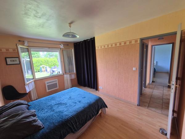 Pavillon Plain-Pied, 100 m2, 3 chambres. Prestation qualitative, terrain paysagé.