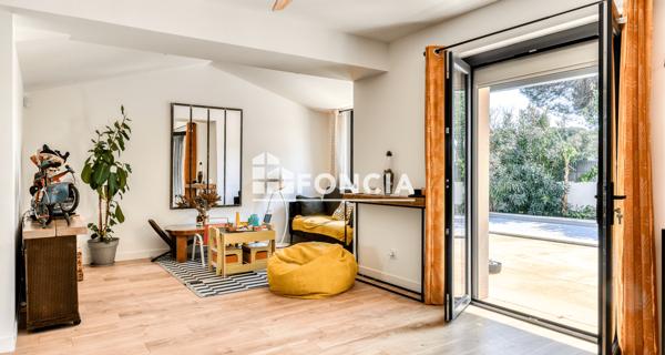 À vendre Maison 7 pièces 200 m² - Narbonne 11100