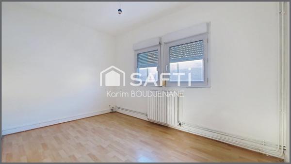 Maison individuelle de plain-pied, 3 chambres, garage, dépendance sur 440 m2 de terrain...