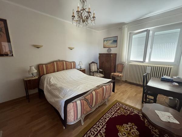 Maison à vendre à Saint-Avé – 250 m² habitables sur 3 300 m² de terrain avec piscine