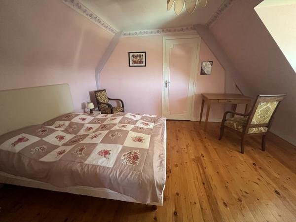 Maison à vendre à Saint-Avé – 250 m² habitables sur 3 300 m² de terrain avec piscine