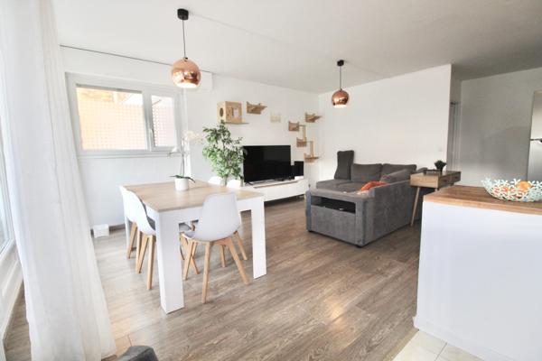 Appartement F3 de 73,96 m2 avec terrasse et place de parking en sous-sol