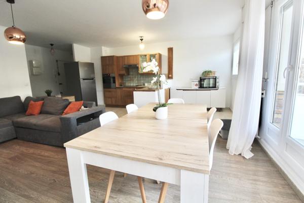 Appartement F3 de 73,96 m2 avec terrasse et place de parking en sous-sol