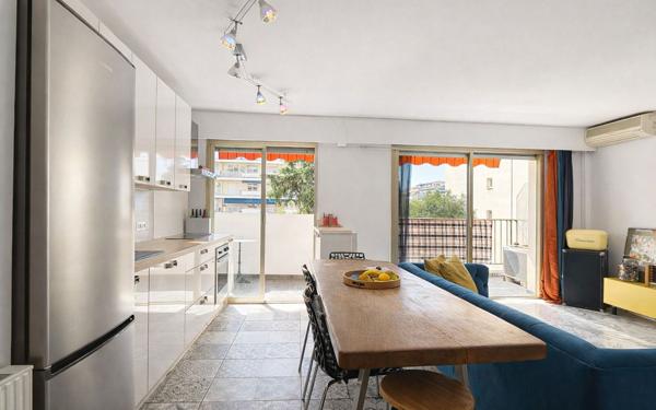 Appartement à vendre    3 pièces • 70,69 m2 Le Cannet