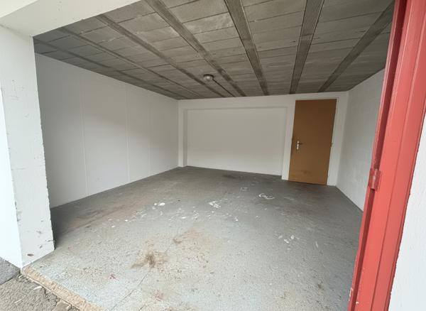 Hendaye- Bel appartement T4 avec terrasse, garage fermé et cave