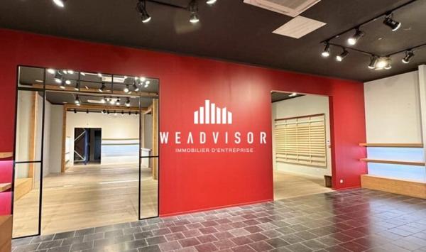 À louer  Local commercial 300 m²  Tours Nord