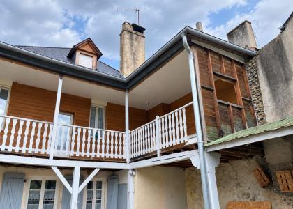 Maison - Oloron-sainte-marie - Réf.:205300 OLORON - Agréable maison de 130 m² avec terrain de 2005 m² dont 814 m² constructibles - BAISSE DE PRIX - A SAISIR !