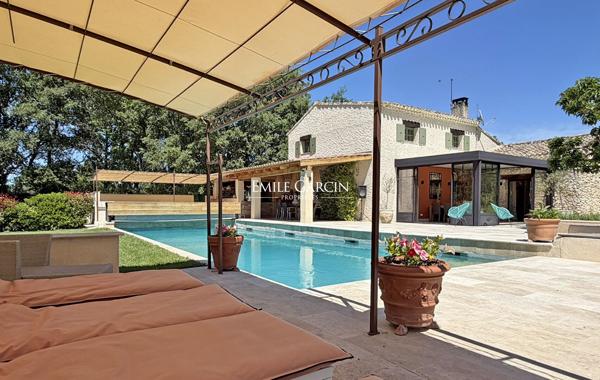 A vendre - Propriété de caractère - A Aix-en-Provence