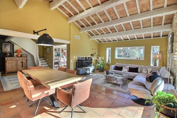 A vendre - Propriété de caractère - A Aix-en-Provence
