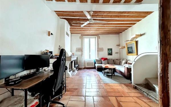 Maison à vendre    3 pièces •  Montfrin