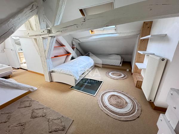 T4 bis meublé - Duplex moderne en hyper-centre d'Orléans - 1300 €