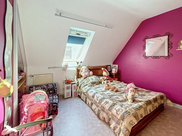Maison à vendre 265 500 € Le Relecq-Kerhuon 6 p 105 m² DPE D