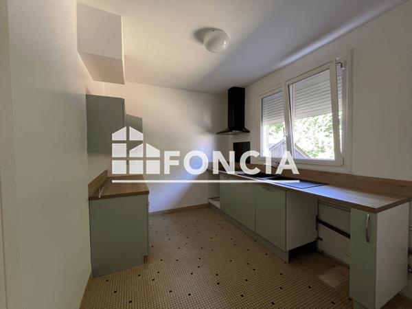 Location Maison 4 pièces 70 m² - 2 RESIDENCE DU CHATEAU Poce Sur Cisse 37530