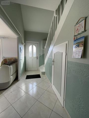 Maison à vendre à Yvré-l'Évêque dans la Sarthe (72530), ref : 72033-256