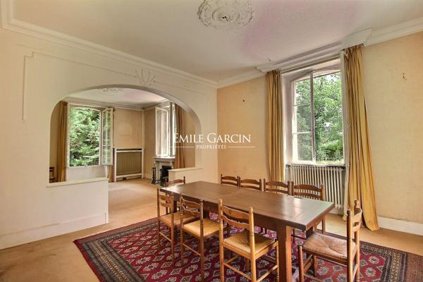 A VENDRE- Saint Fargeau- Bourgogne 89- Maison Bougeoise 8 Ch jardin de 2600m2