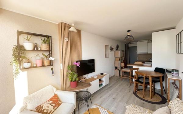 Appartement à vendre    2 pièces • 33,20 m2 Sète