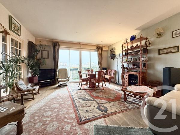 Appartement F5 à vendre  5 pièces - 104,81 m2 ST GERMAIN EN LAYE - 78