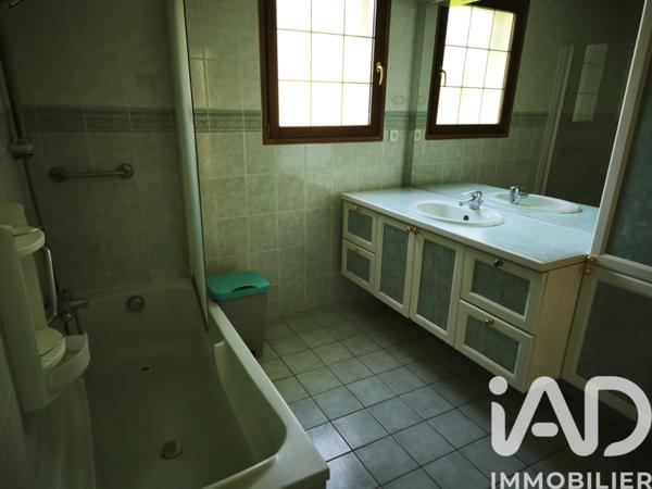 Maison à vendre 4 pièces 135 m² Rochecorbon