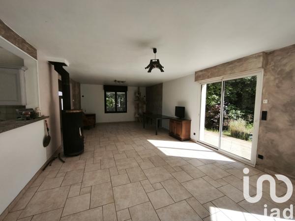 Maison à vendre 4 pièces 135 m² Rochecorbon