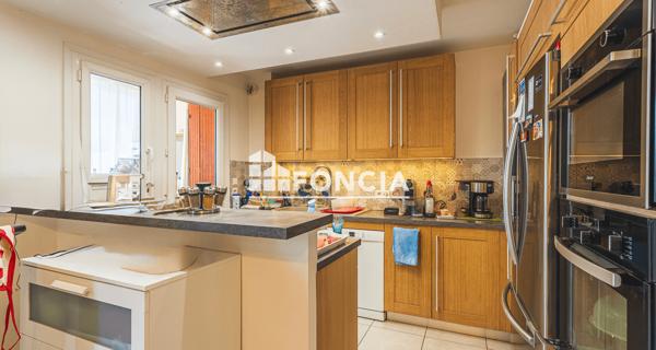 À vendre Appartement 4 pièces 85 m² - La Farlède 83210
