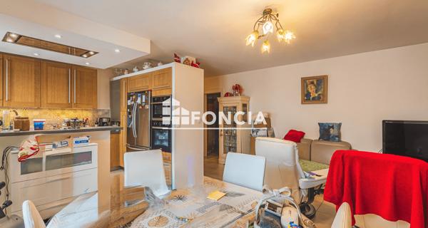 À vendre Appartement 4 pièces 85 m² - La Farlède 83210