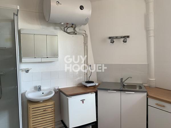 BOIS COLOMBES CENTRE/ Chambre meublée 12.44 m²