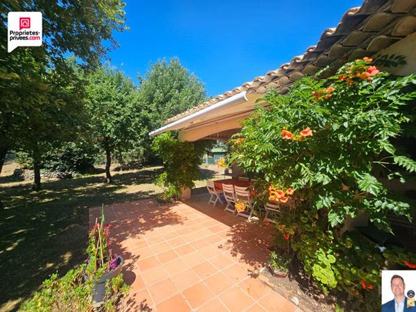 Très belle Villa Provençale 5 pièces 133 m2 avec grande piscine et terrain de 3000 m2