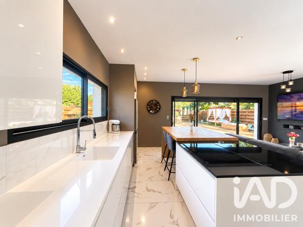Maison à vendre 5 pièces 115,77 m² Salles