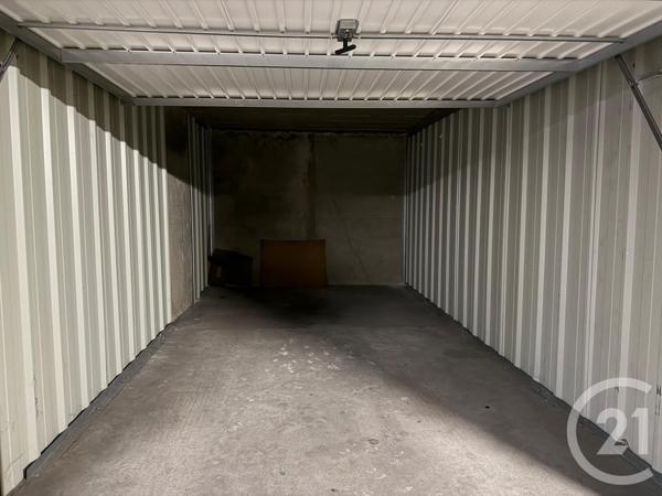 Parking à vendre  12,96 m2 PARIS - 75015